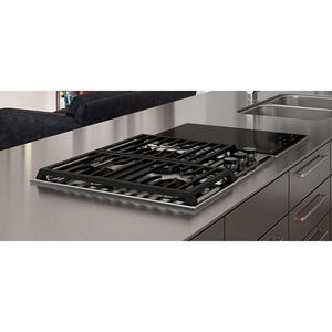 Wolf Transitional Series 24 in. 3-Burner Natural Gas Cooktop with Simmer Burner- Stainless Steel, , hires