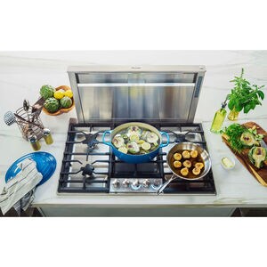 Thermador Masterpiece Series 36 in. 5-Burner Natural Gas Cooktop with Simmer Burner & Power Burner - Stainless Steel, , hires