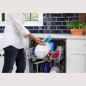 GE 24 in. Front Control Flush-Mount Dishwasher with 59 dBa Sound Level, Dry Boost & Pocket Handle - White, White, hires