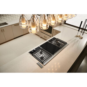 Wolf Transitional 15 in. 2-Burner Induction Cooktop with Simmer Burner & Power Burner - Stainless Steel, , hires