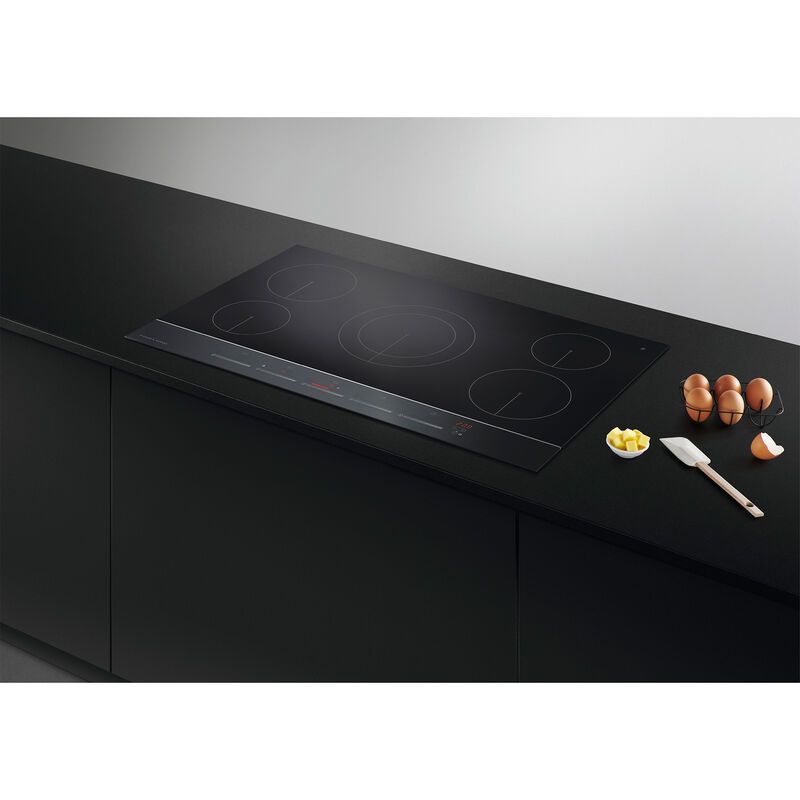 Fisher & Paykel Series 7 36 in. 5-Burner Induction Cooktop with Simmer Burner & Power Burner - Black Glass, , hires