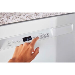 Maytag 24 in. Front Control Dishwasher with 50 dBa Sound Level & Pocket - White, White, hires