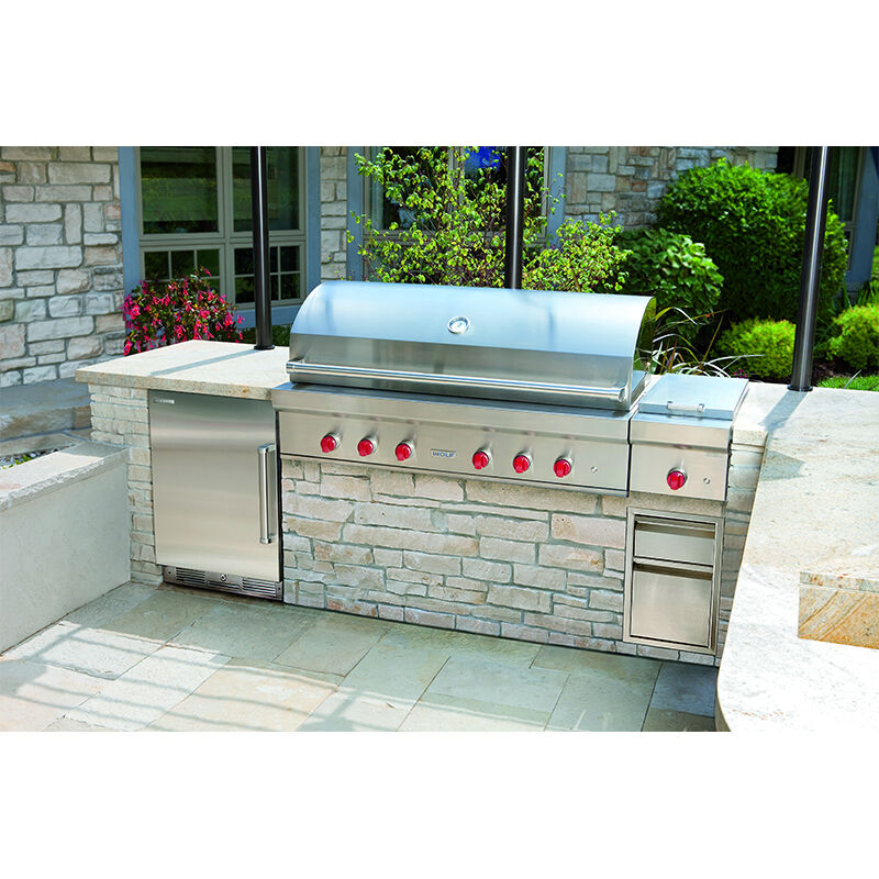 Wolf 42 in. 4-Burner Built-In Natural Gas Grill with Rotisserie