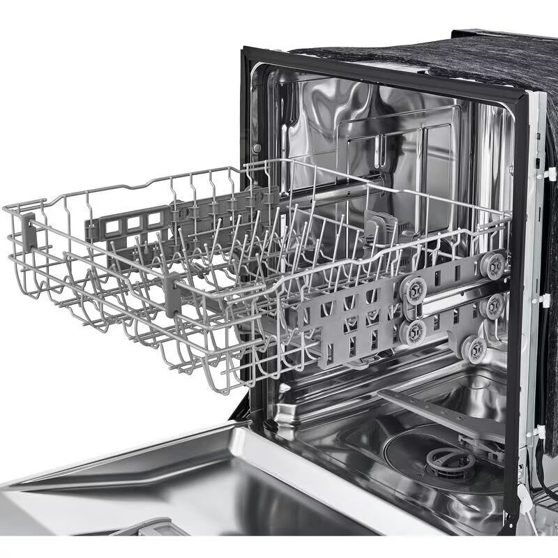LG 24 in. Built-In Dishwasher with Front Control, 52 dBA Sound Level, 15 Place Settings & 5 Wash Cycles - White, , hires