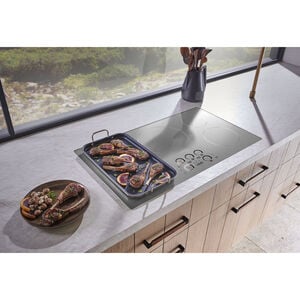 Monogram 30 in. 4-Burner Smart Induction Cooktop with Power Burner - Silver, , hires