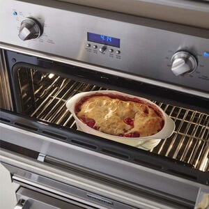 Viking 3 Series 30 in. 4.3 cu. ft. Electric Single Wall Oven with True European Convection - Stainless Steel, , hires