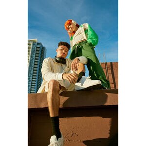 New Bose Quiet Comfort headphones - White Smoke, , hires