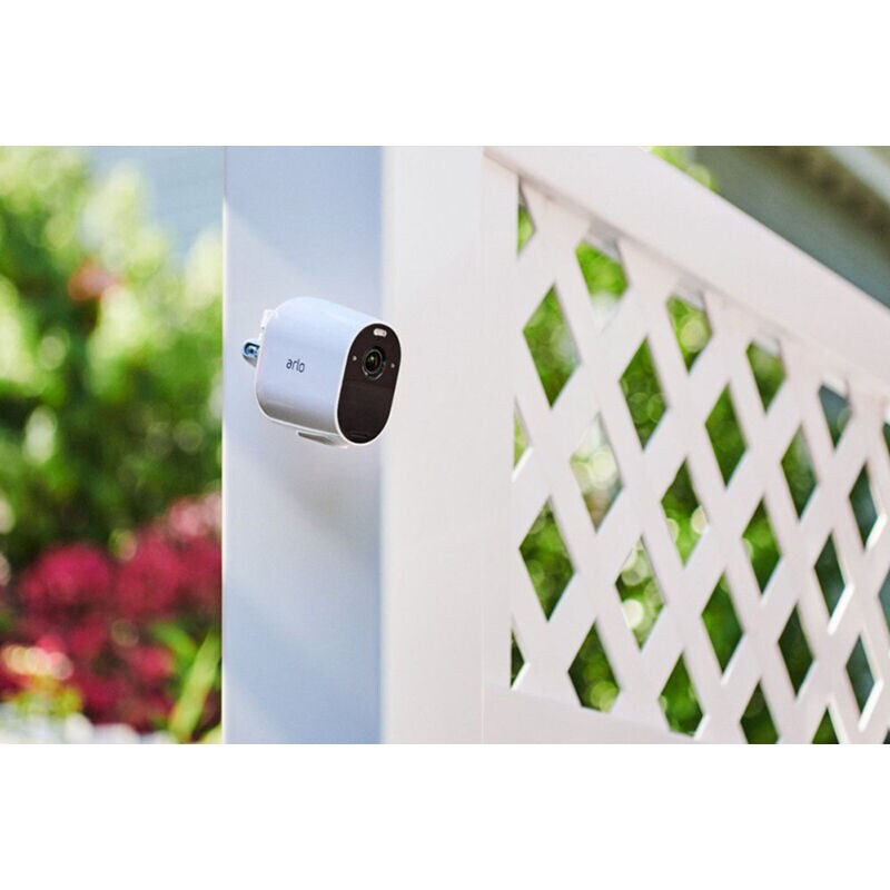 Arlo Essential Spotlight 1 Camera Indoor/Outdoor WireFree 1080p