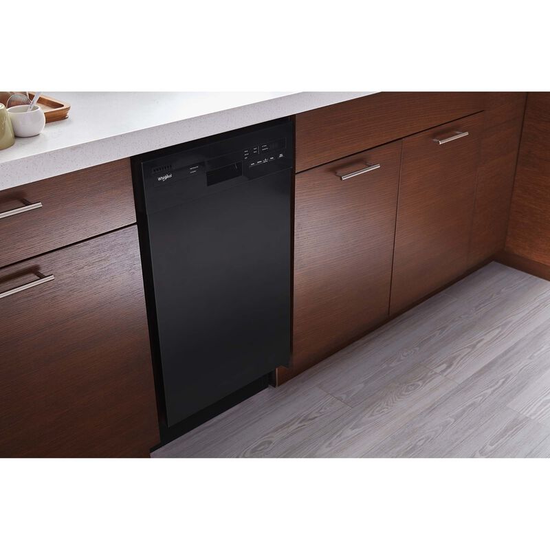 Whirlpool 18" BuiltIn Dishwasher with Front Control, 50 dBA Sound Level, 8 Place Settings & 5