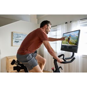 Nordictrack 24 Studio Bike, , hires
