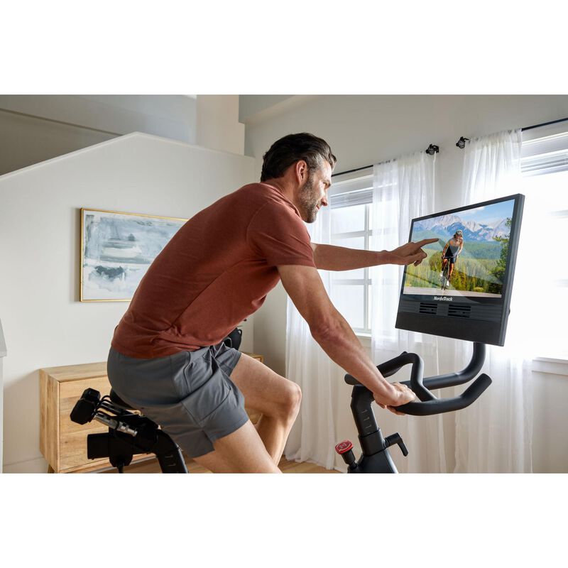 Nordictrack 24 Studio Bike, , hires