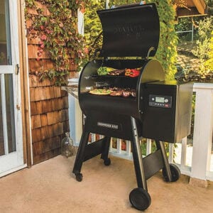 Traeger Ironwood 650 Pellet Grill - Black, , hires