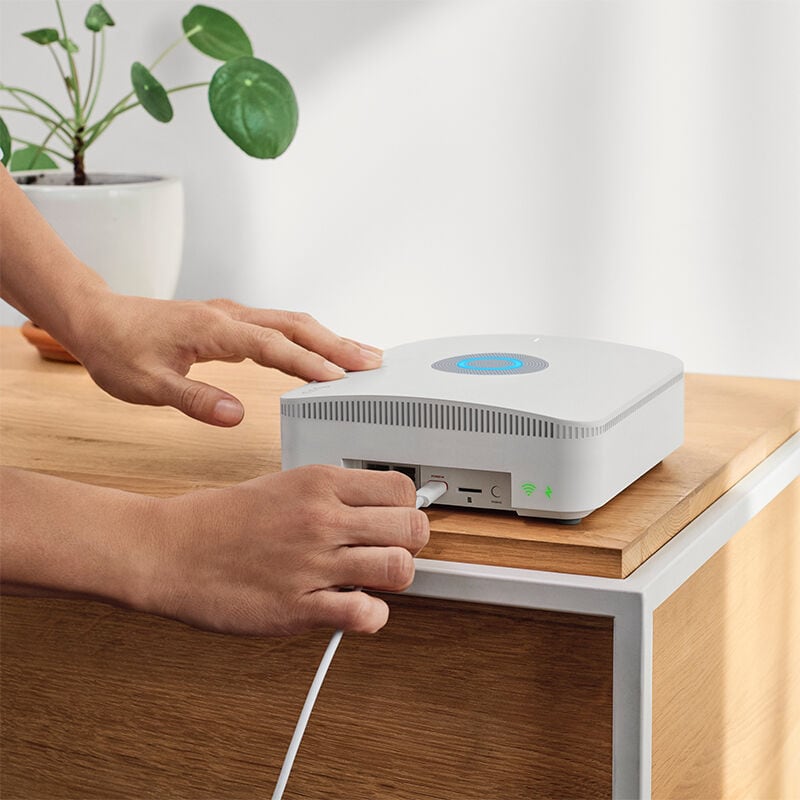 Ring - Alarm Pro Base Station - White, , hires