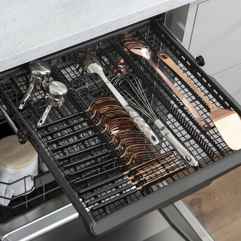 built in dishwasher with cutlery tray