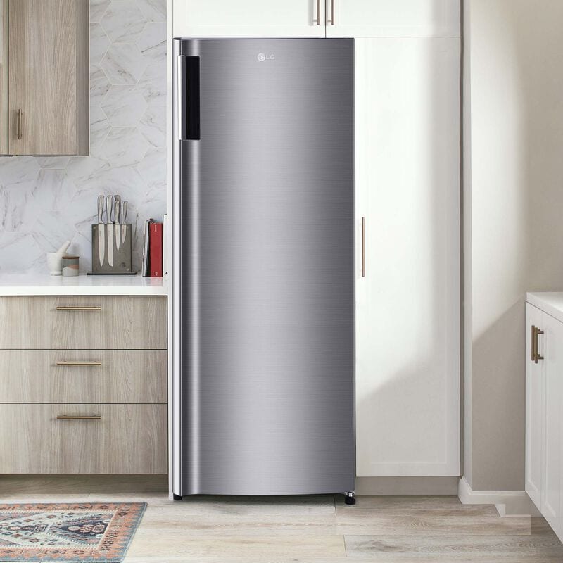 Continental 5.8 cu ft upright freezer 2025