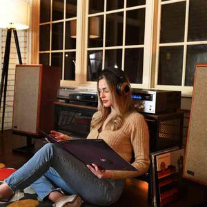 KLH Model Five Floorstanding Speaker - Mahogany, Mahogany, hires