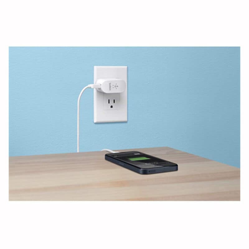 Belkin 2.1 Amp Swivel AC Charger + Lightning ChargeSync Cable for iPhone 5/iPad Gen 4, , hires