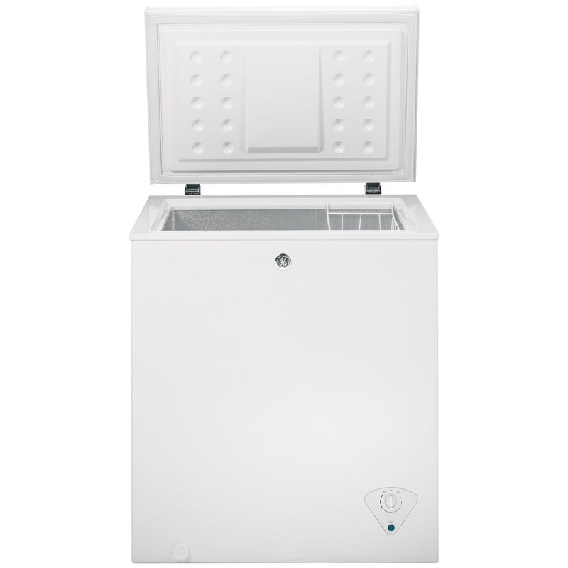 GE 25 in. 5.1 cu. ft. Chest Compact Freezer with Knob Control - White