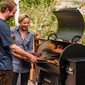 Traeger Ironwood 885 Wood Pellets Grill - Black, , hires