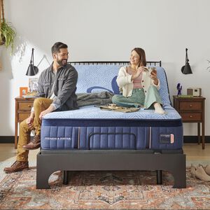 Stearns & Foster Lux Hybrid Elite Plush King Size Mattress, , hires