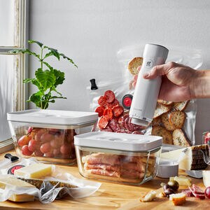 Zwilling Fresh & Save 7-pc Vacuum Sealer Starter Set, , hires