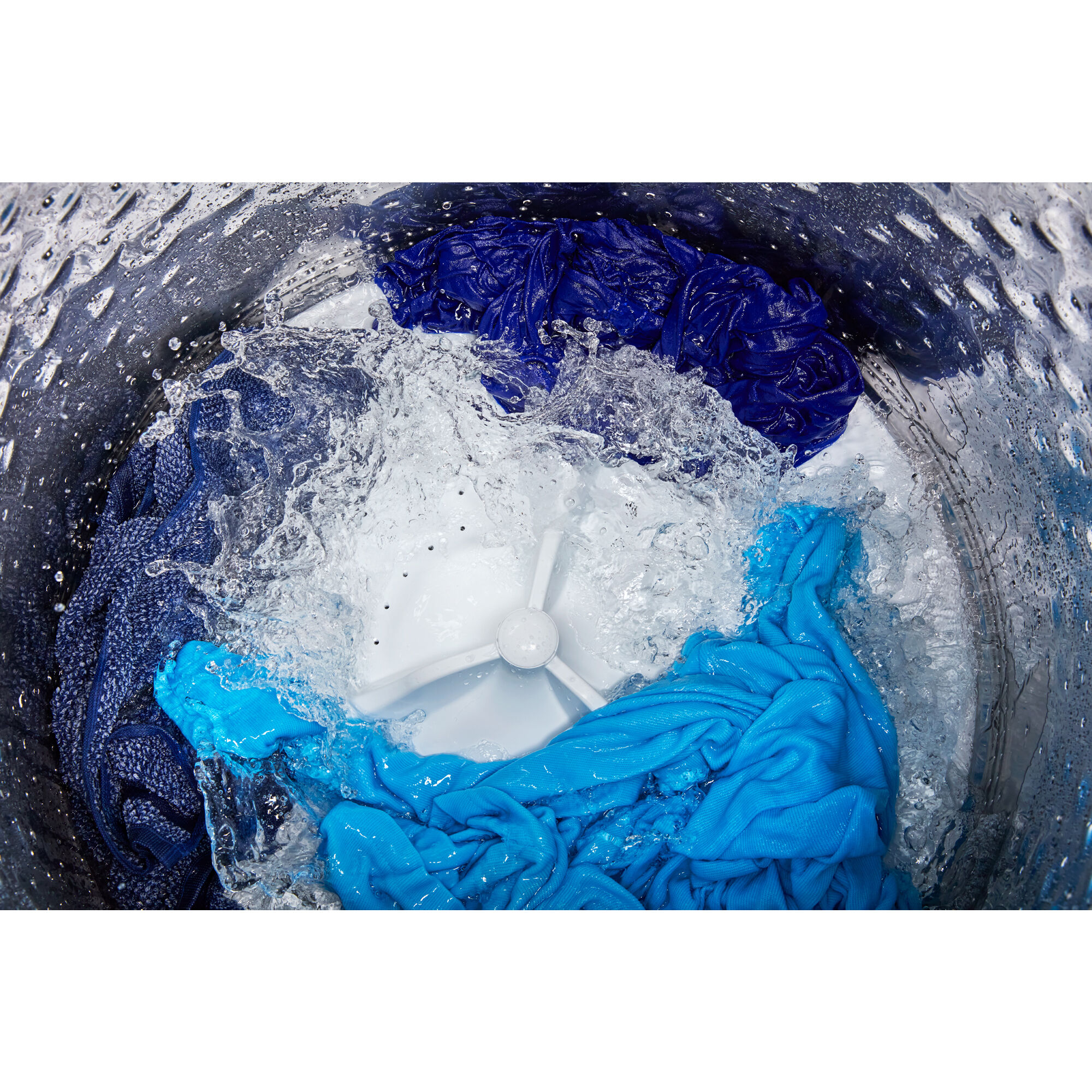 Maytag 27 in. 5.3 cu. ft. Smart Top Load Washer with Impeller