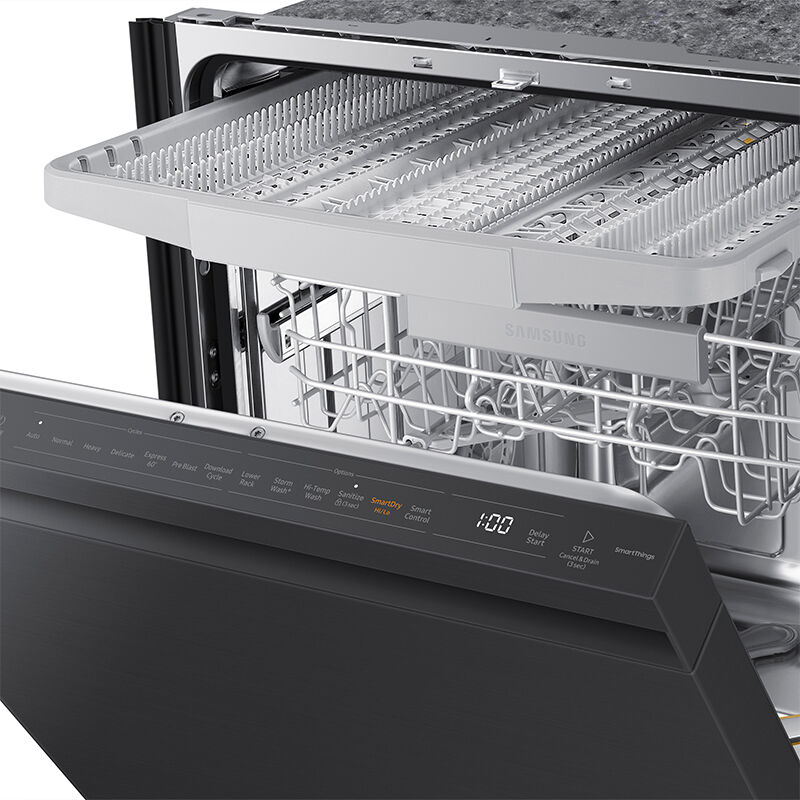 LG QuadWash Top Control 24-in Smart Built-In Dishwasher With Third Rack  (Stainless Steel) ENERGY STAR, 42-dBA in the Built-In Dishwashers  department at