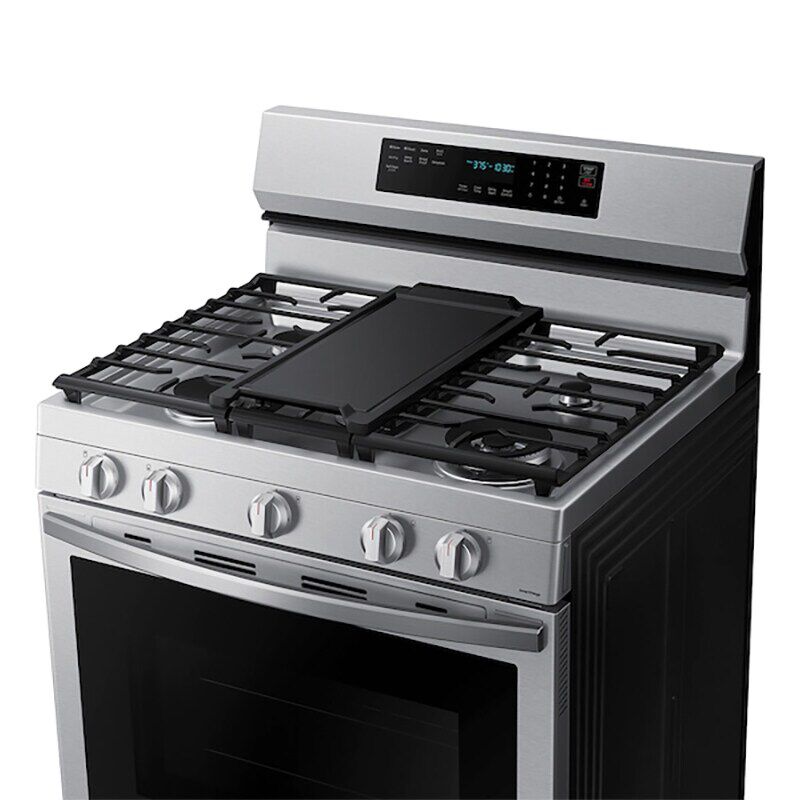 Samsung 30 in. 6 cu. ft. Smart Air Fry True European Convection Gas Range with 5 Sealed Burners & Griddle - Stainless Steel, Stainless Steel, hires