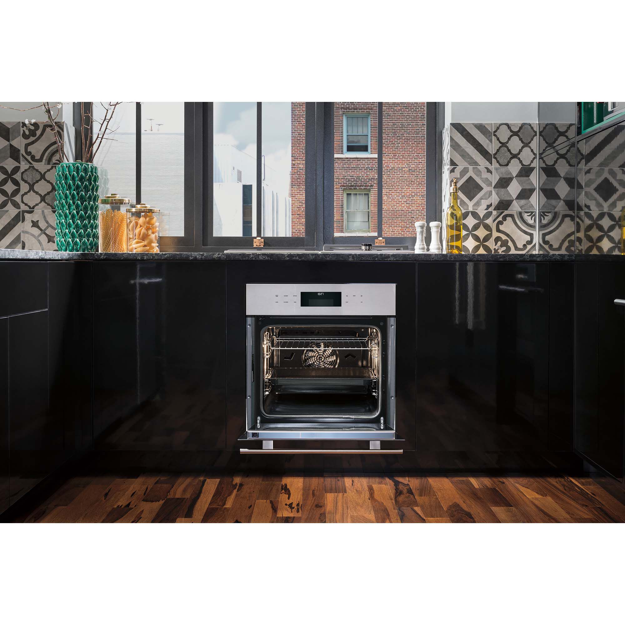 Wolf Transitional 15 in. 1-Burner Natural Gas Cooktop with Power