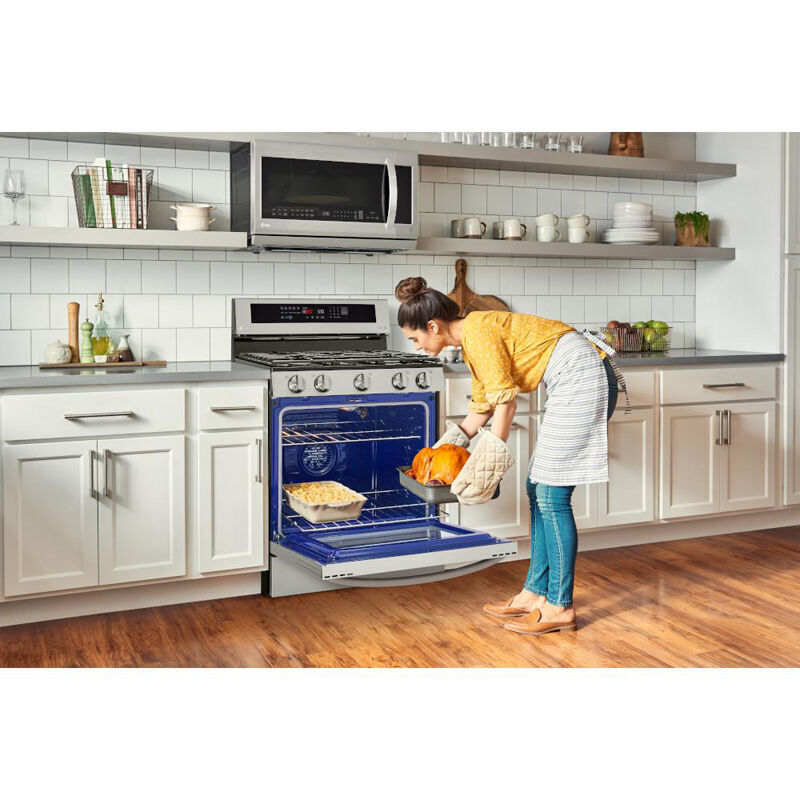Samsung 30-in Glass Top 4 Elements 6.3-cu ft Steam Cleaning Freestanding  Smart Electric Range (Stainless Steel) in the Single Oven Electric Ranges  department at