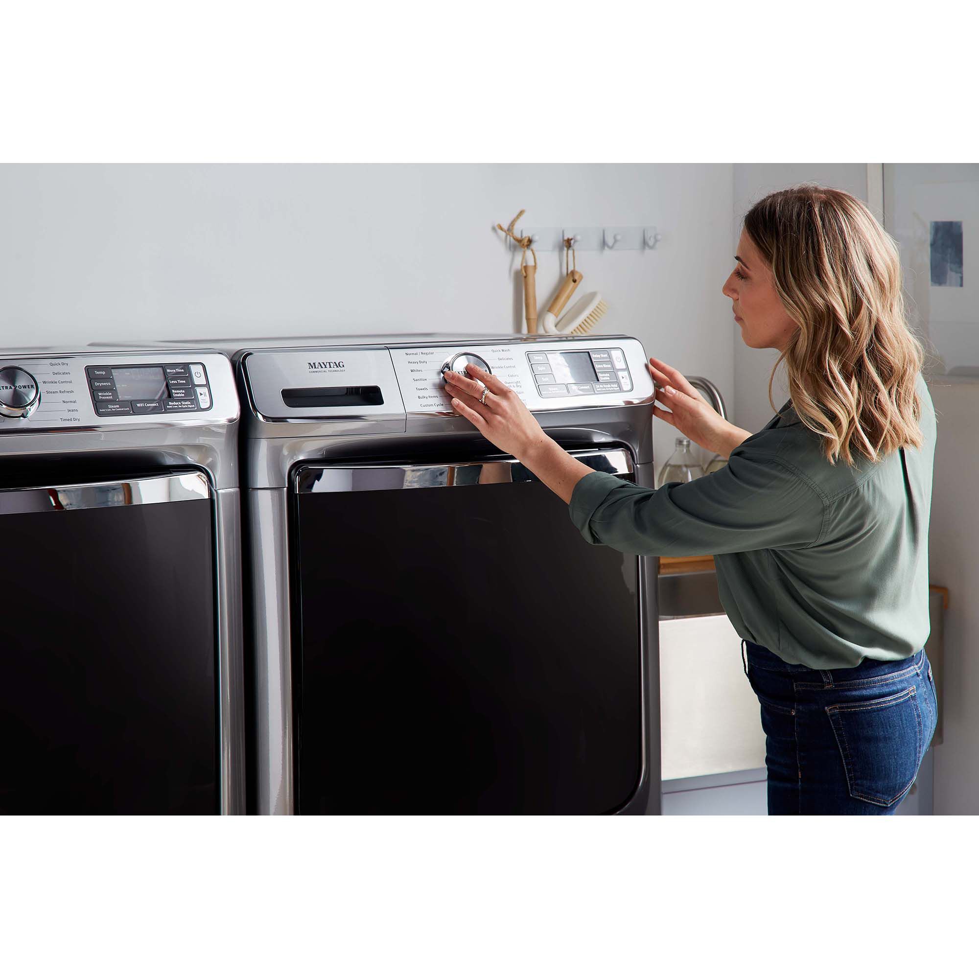 stacking washing machine and dishwasher