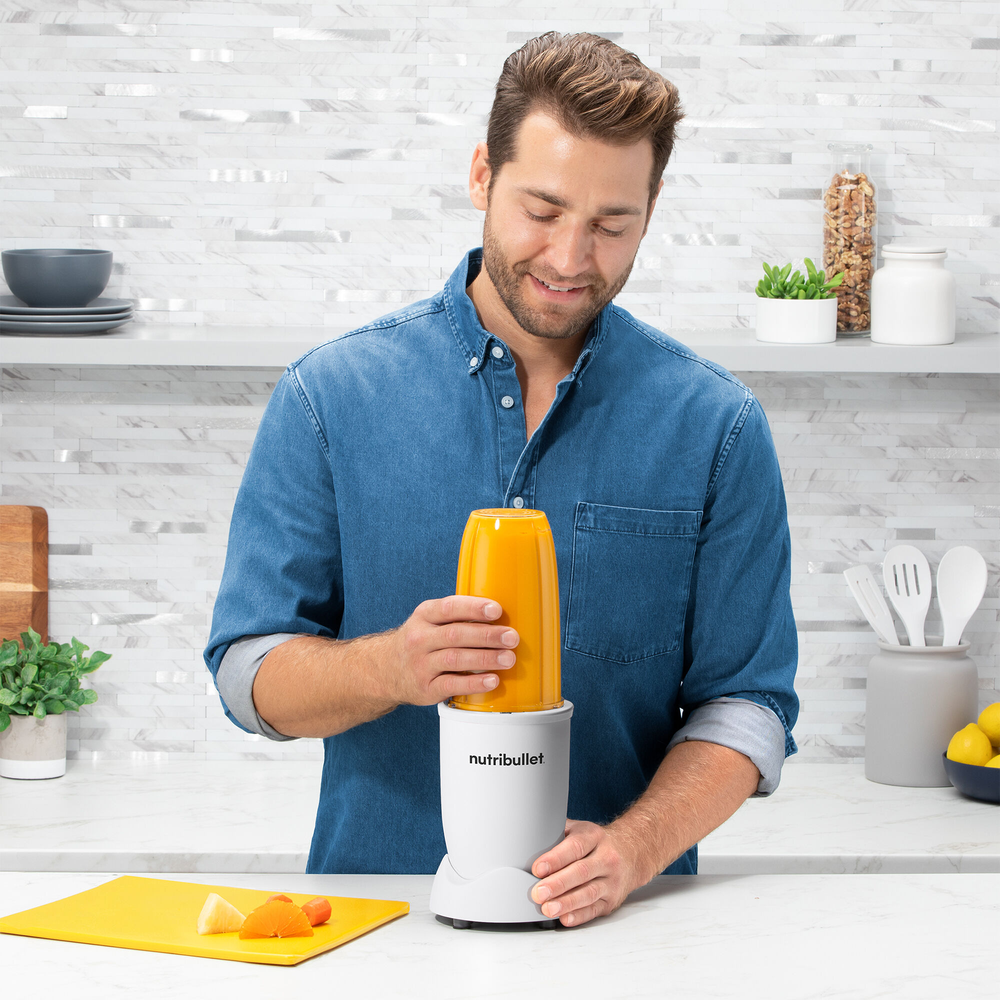 NutriBullet Pro 900 Series Blender - Thumbnail 3