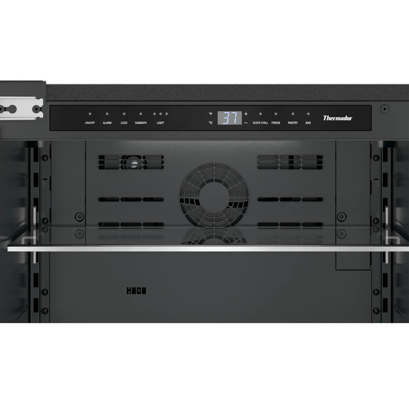 Thermador 24 in. 5.2 cu. ft. Left-Hinged Built-In Undercounter Refrigerator with Professional handle - Stainless Steel, , hires