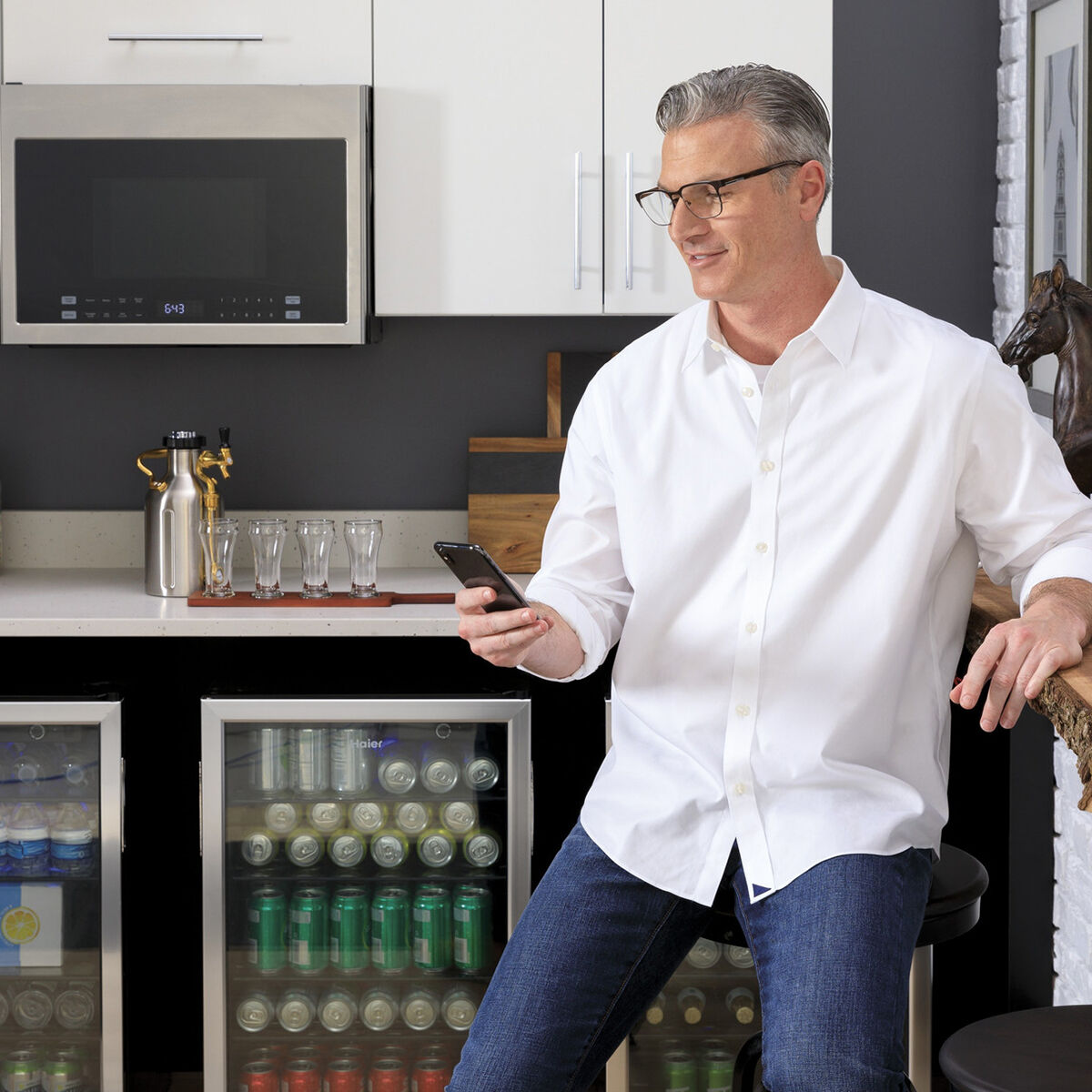 Haier 21 in. 4.3 cu. ft. Compact Beverage Center with Removable