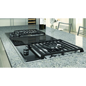 Wolf Transitional Series 15 in. Single Burner Natural Gas Cooktop - Stainless Steel, , hires