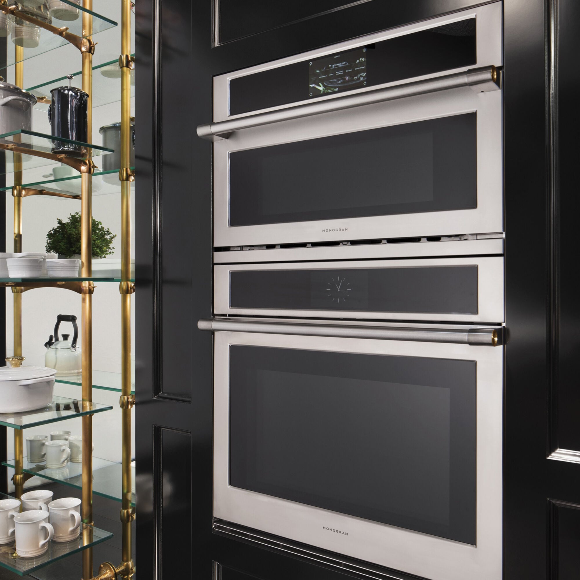 Steam wall outlet oven combo