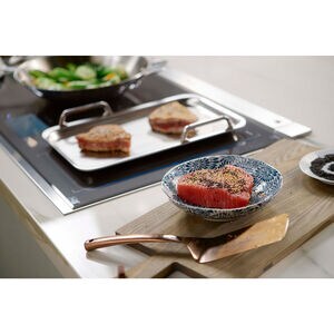 Thermador Masterpiece Series 36 in. 1-Burner Smart Induction Cooktop with Power Burner - Gray, , hires