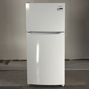 Frigidaire 28 in. 13.9 cu. ft. Counter Depth Top Freezer Refrigerator - White (Open Box Excellent Condition), , hires