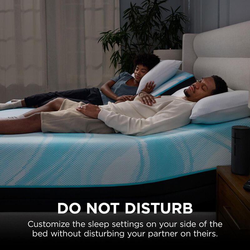 Tempur-Pedic LuxeBreeze 2.0 Medium Hybrid Split Head King Size Mattress, , hires