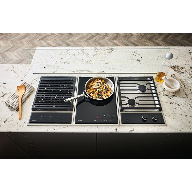 Wolf Transitional 15 in. 2-Burner Induction Cooktop with Simmer Burner & Power Burner - Stainless Steel, , hires