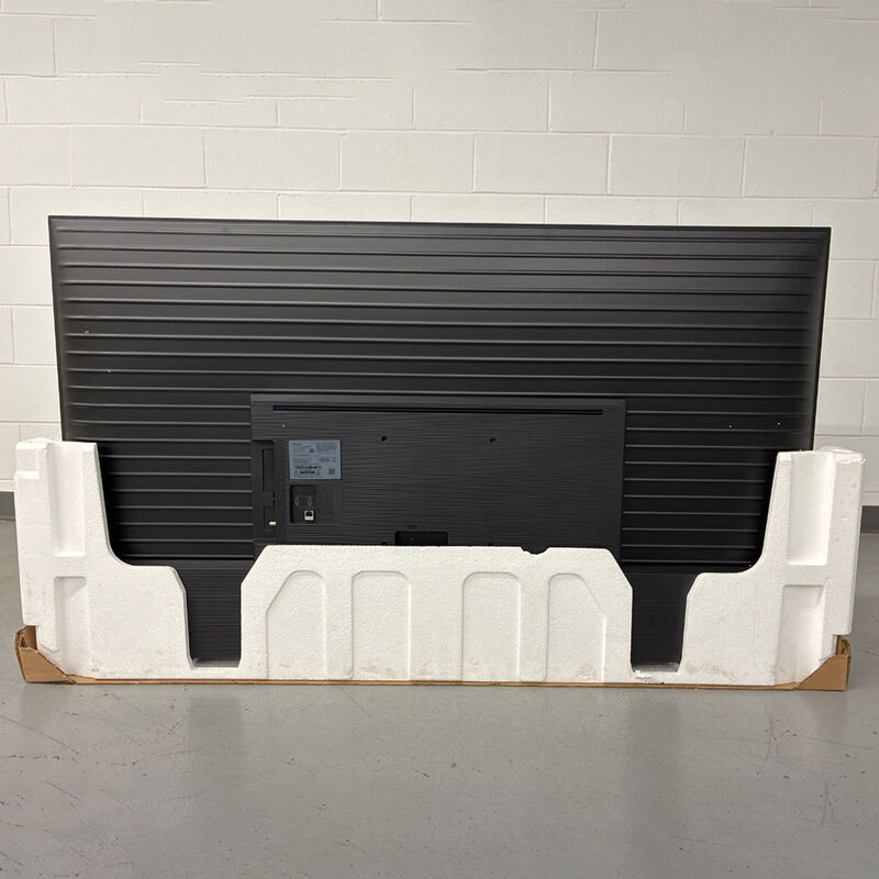 Samsung - 65" Class U8000F LED 4K UHD Smart Tizen TV (Open Box Good Condition), , hires