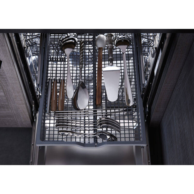 Asko 40 Series 24" Dishwasher with 42 dBA Quiet Level,11 Wash Cycles