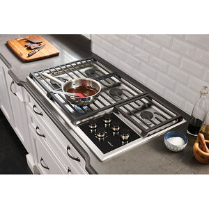 Wolf Transitional Series 36 in. 5-Burner Natural Gas Cooktop with Simmer Burner & Power Burner - Stainless Steel, , hires