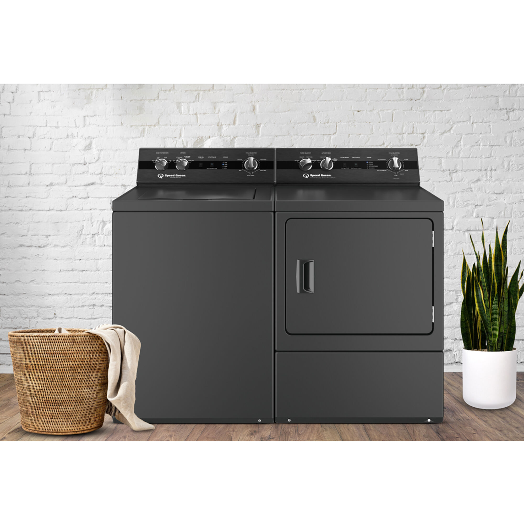 Speed Queen DC5 27 in. 7.0 cu. ft. Electric Dryer with Pet Plus