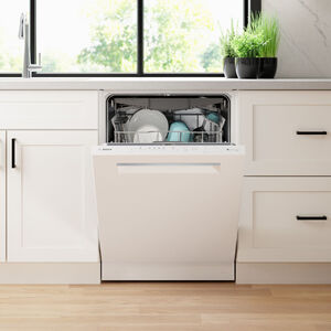 Bosch 500 Series 24 in. Smart Built-In Dishwasher with Top Control, 44 dBA Sound Level, 16 Place Settings, 8 Wash Cycles & Sanitize Cycle - White, White, hires