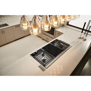 Wolf Transitional 15 in. 1-Burner Natural Gas Cooktop with Power Burner - Stainless Steel, , hires