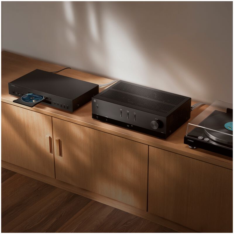Yamaha 2-Channel Hi-Fi Stereo Receiver with Bluetooth - Black, , hires