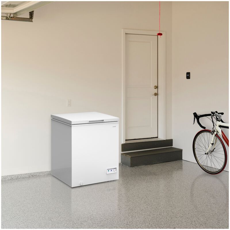 Avanti 25 in. 5.0 cu. ft. Garage-Ready Compact Chest Freezer - White, , hires
