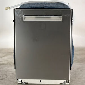 Bosch 800 Series 24 in. Top Control Smart Dishwasher with 42 dBA Sound Level, 3rd Rack, CrystalDry & Pocket Handle - Stainless Steel (Open Box Good Condition), , hires