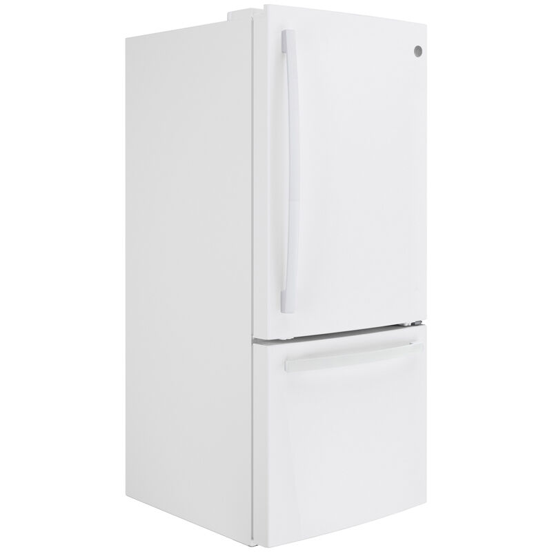 Would my mini fridge be okay on this thin carpet or should I put it on a  piece of cardboard for now? : r/Appliances